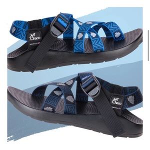 ISO National Park Foundation chacos size 10